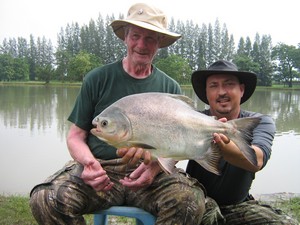 Predator Fishing Lake Thailand - IT Lake Monsters