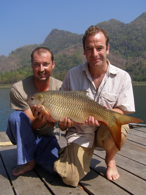Robson Green & Eddie Mounce 15lb Indian carp Extreme Fishing