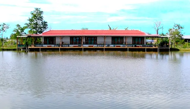 Pilot 111 Ponds restaurant