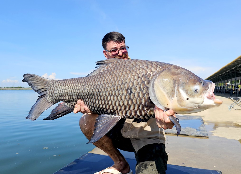 carp caught during a multi species fishing tour at bang len lake